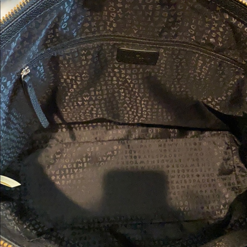 KATE SPADE ♠️ Larchmont Avenue Logo Leather Tote - Picture 3 of 6